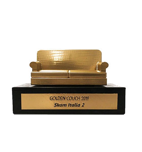 premio-trofeo-golden-couch-2019-gadget-promozionale