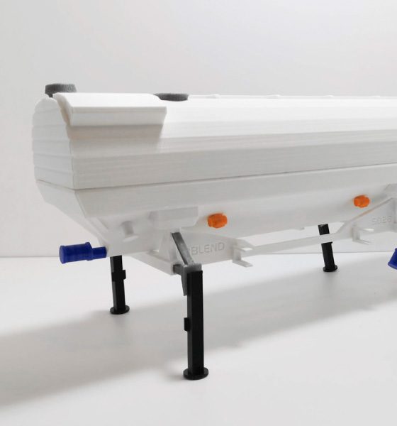 modellino-plastico-riproduzione-macchinario-stampa-3d
